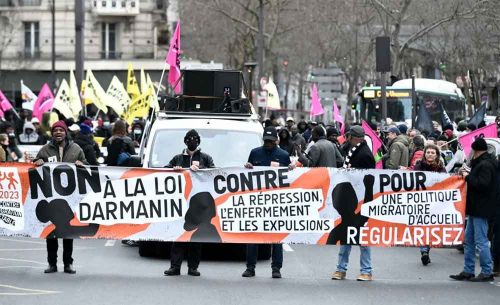 izquierda-francesa-reclama-retirada-de-ley-de-inmigracion