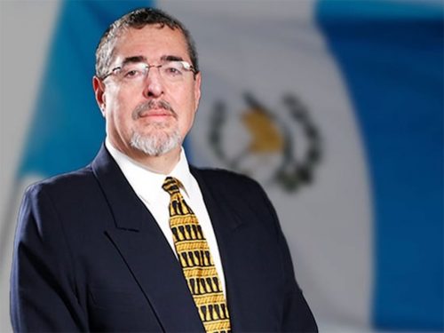 presidente-de-guatemala-cita-a-reunion-el-proximo-24-a-fiscal-general
