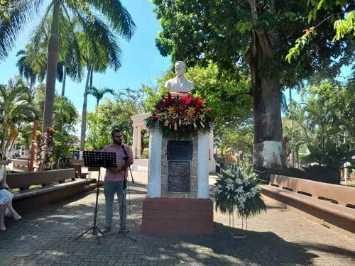 recuerdan-en-costa-rica-a-marti-en-171-aniversario-de-su-natalicio