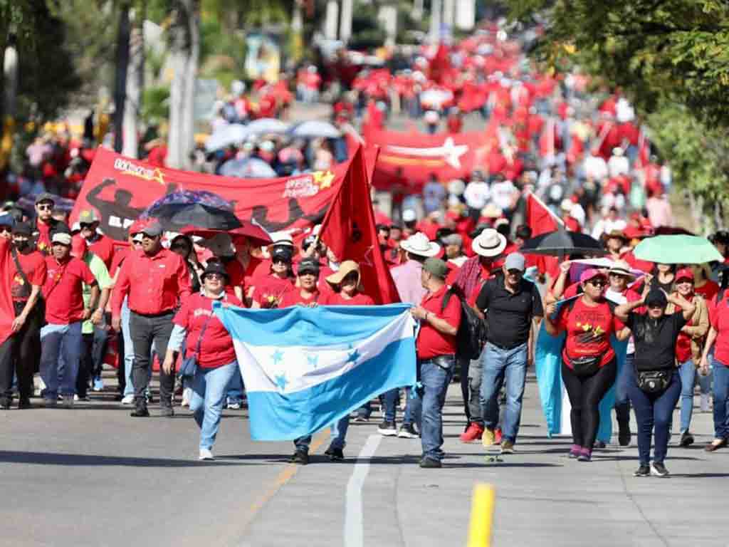  miles-de-hondurenos-respaldan-gobierno-de-xiomara-castro