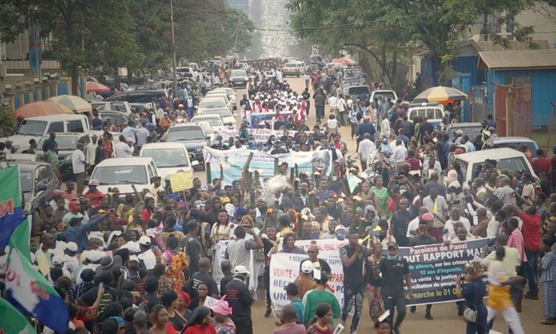 mujeres-de-rdc-marcharon-en-kinshasa-contra-la-guerra